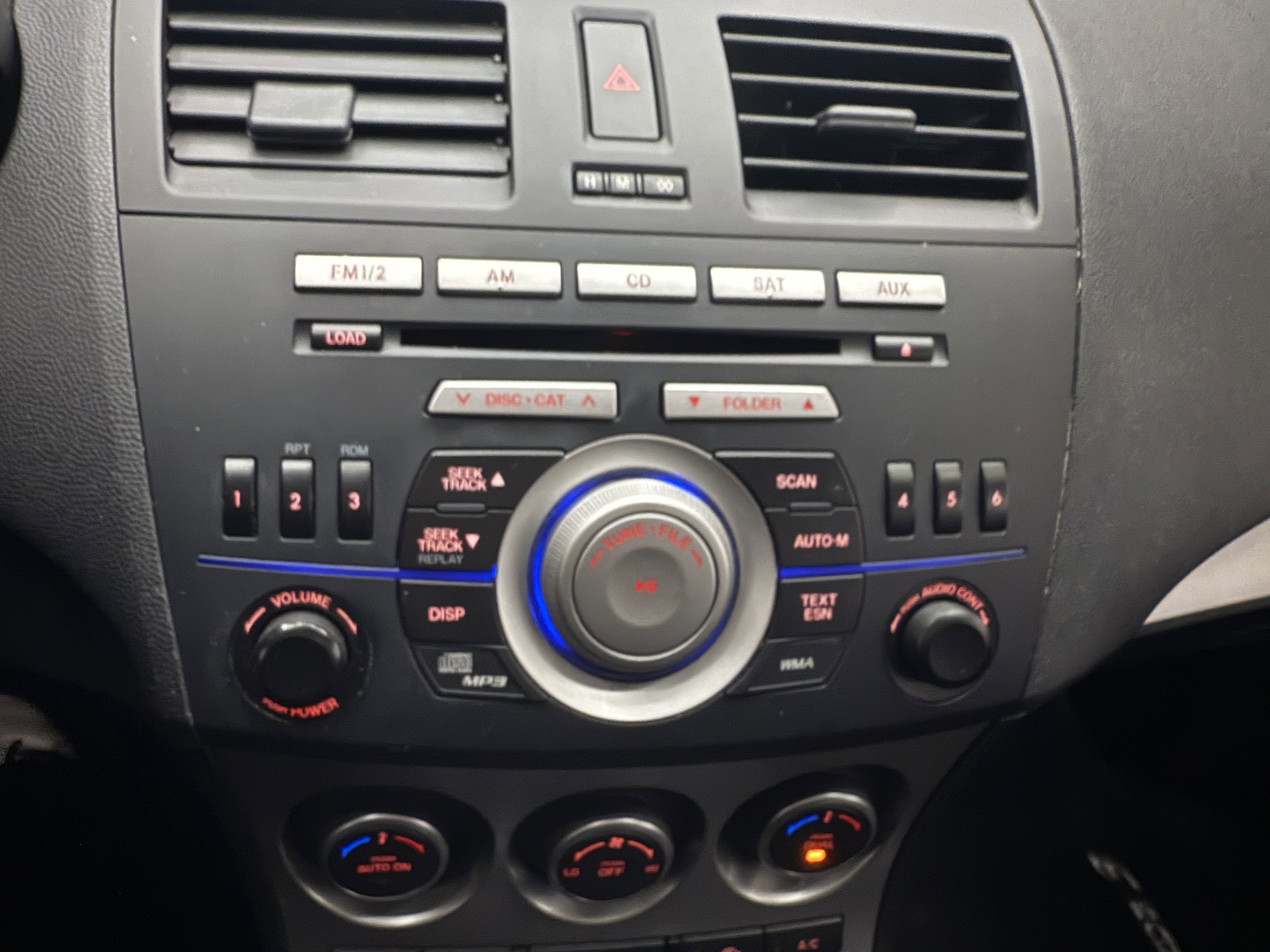 Used 2010 MAZDA MAZDA3 s Grand Touring image 16