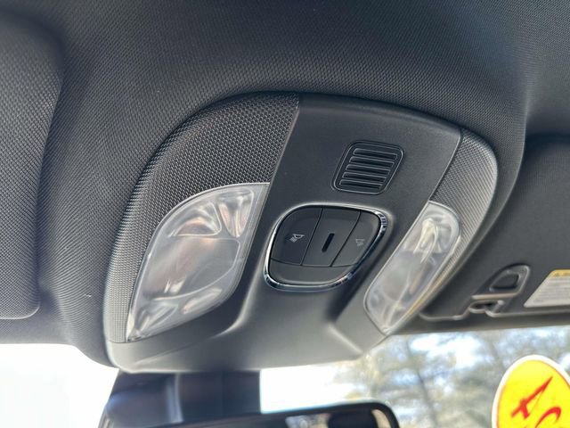 Certified 2024 Jeep Compass Limited image 37