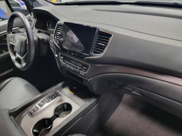 Used 2024 Honda Passport EX-L image 16