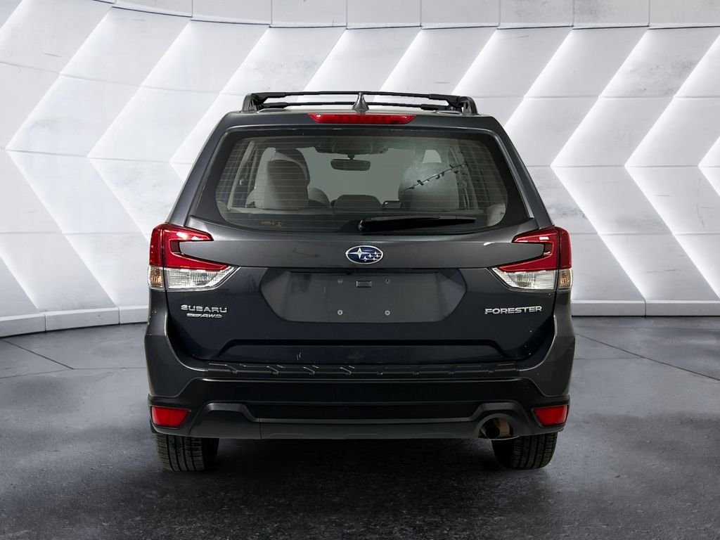Used 2023 Subaru Forester AWD/4WD image 5