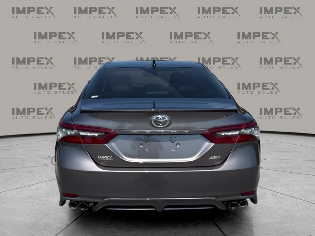 Used 2021 Toyota Camry XSE FWD image 4