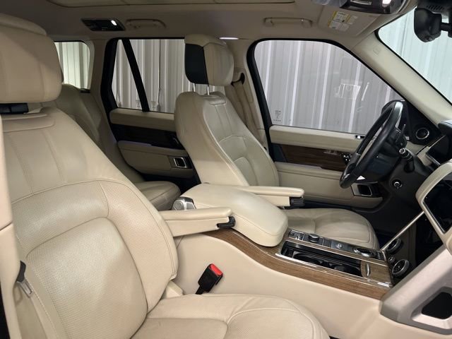 Used 2018 Land Rover Range Rover Supercharged image 23