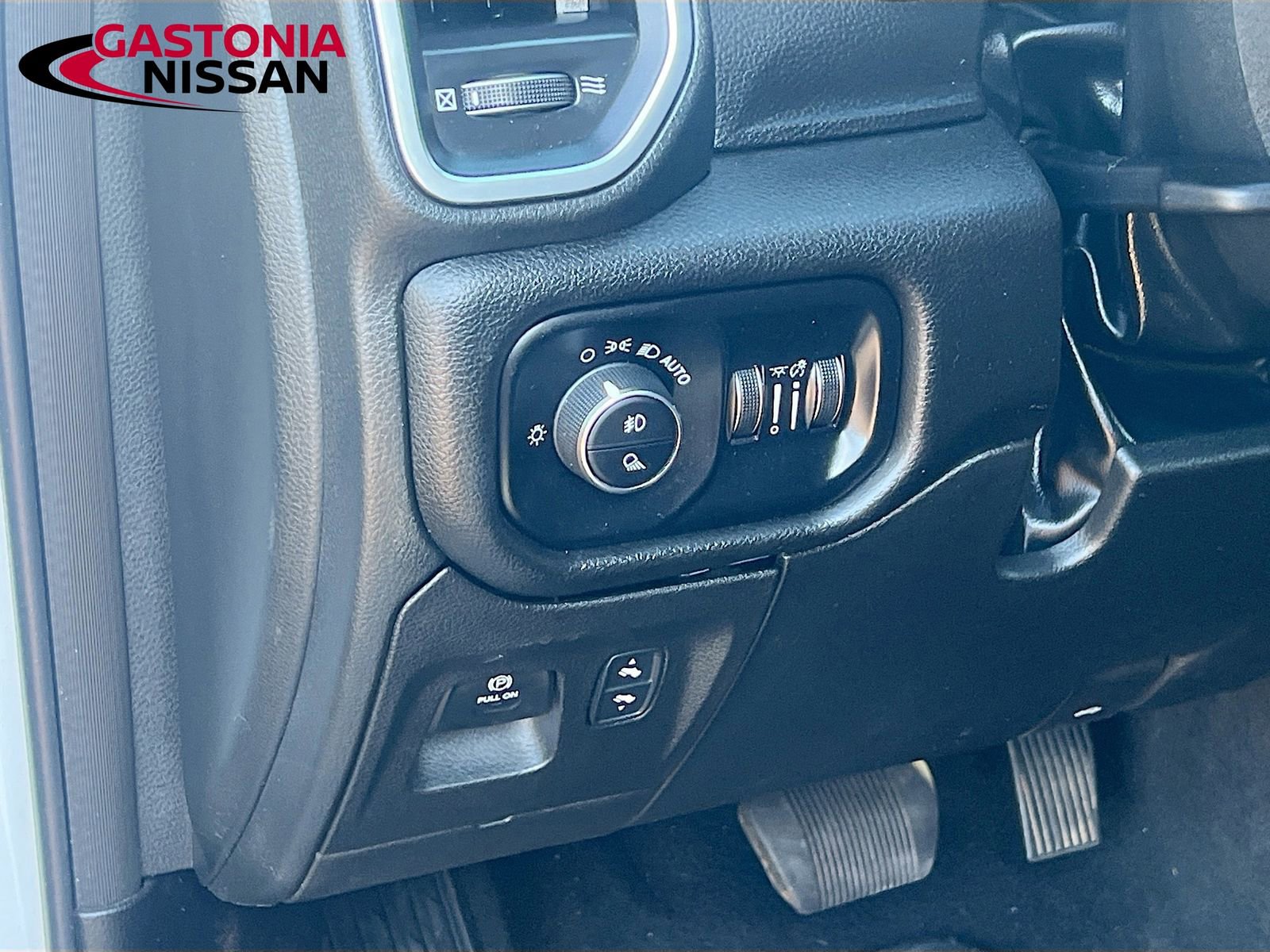 Used 2025 RAM 1500 Big Horn image 13