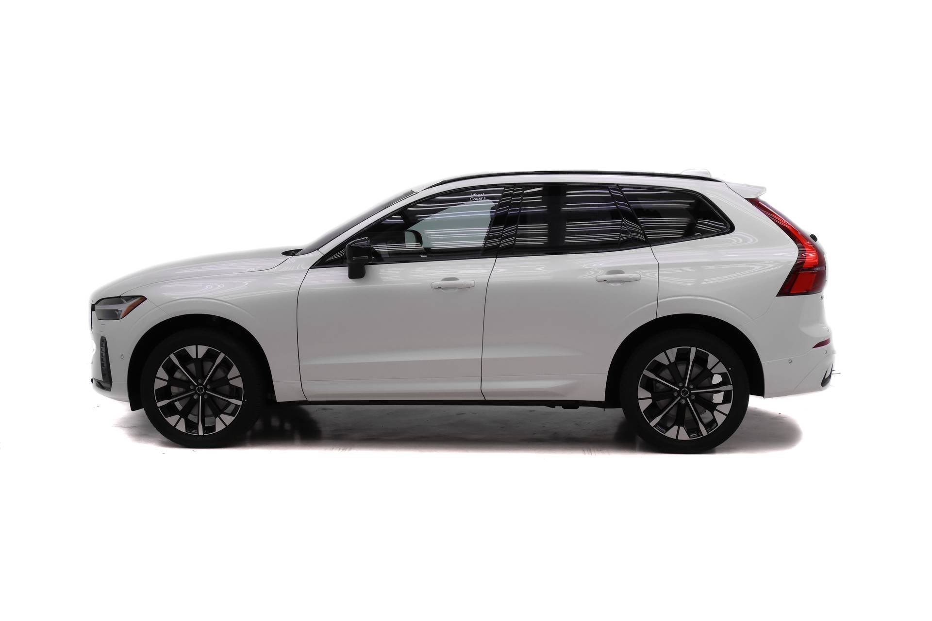 New 2026 Volvo XC60 B5 Plus w/ Protection Package Premier image 3