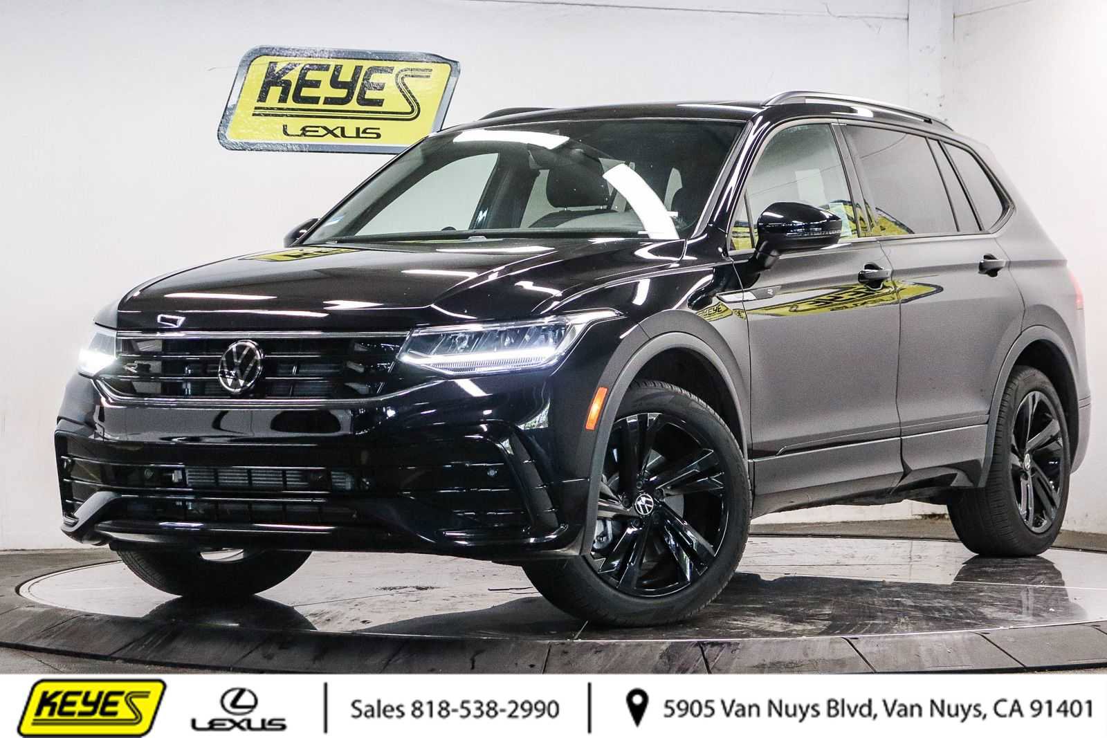 Used 2023 Volkswagen Tiguan SE R-Line