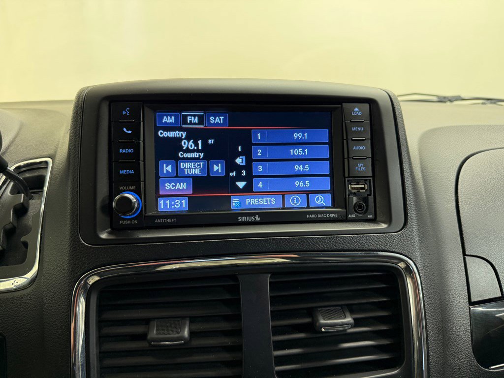 Used 2019 Dodge Grand Caravan SXT FWD image 15