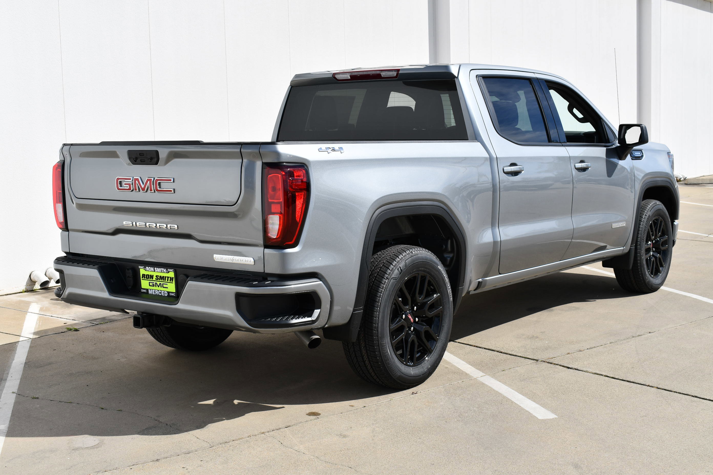New 2026 GMC Sierra 1500 Elevation image 5