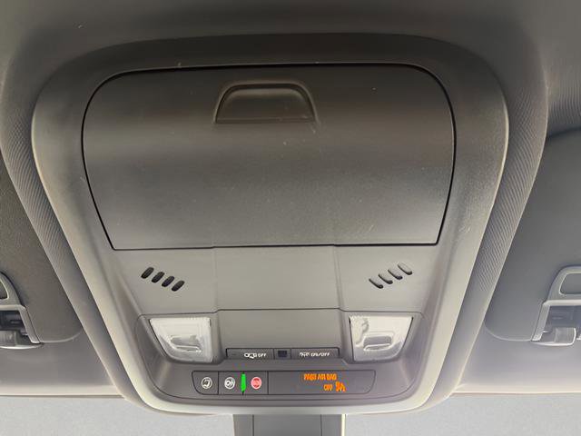 Used 2023 Chevrolet Equinox RS FWD image 28
