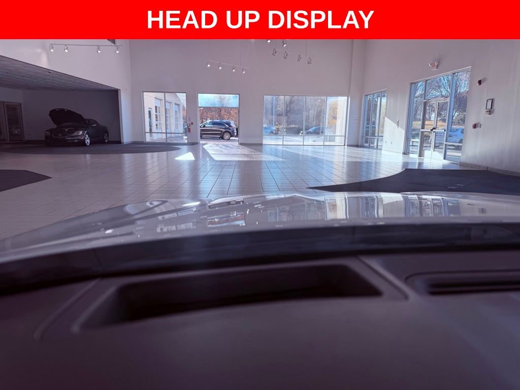 Used 2019 Genesis G70 2.0T Advanced w/ Dynamic Package image 8