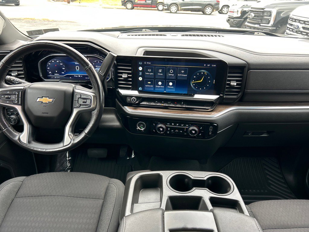 Used 2022 Chevrolet Silverado 1500 LT image 6