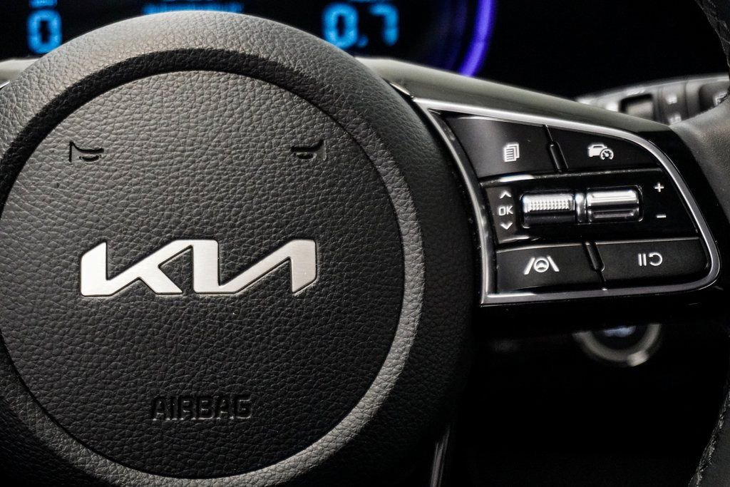 Used 2025 Kia Seltos S image 15