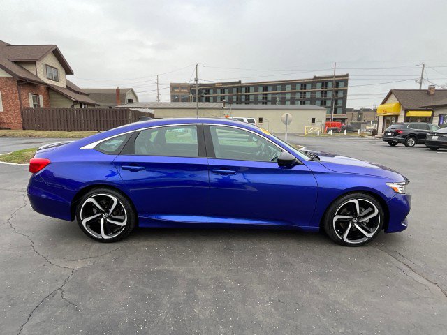 Used 2021 Honda Accord Sport image 8