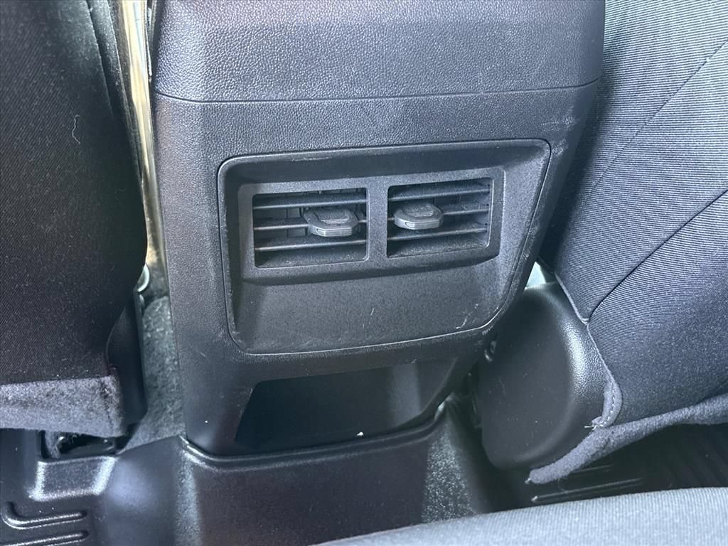 Used 2024 Chevrolet Colorado Trail Boss w/ Technology Package AWD/4WD image 19