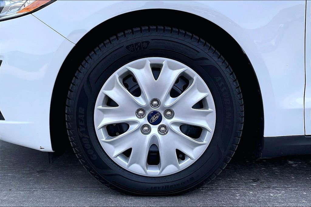 Used 2020 Ford Fusion S image 8