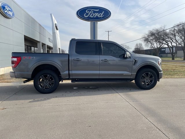 Used 2022 Ford F150 Lariat w/ Equipment Group 502A High image 17