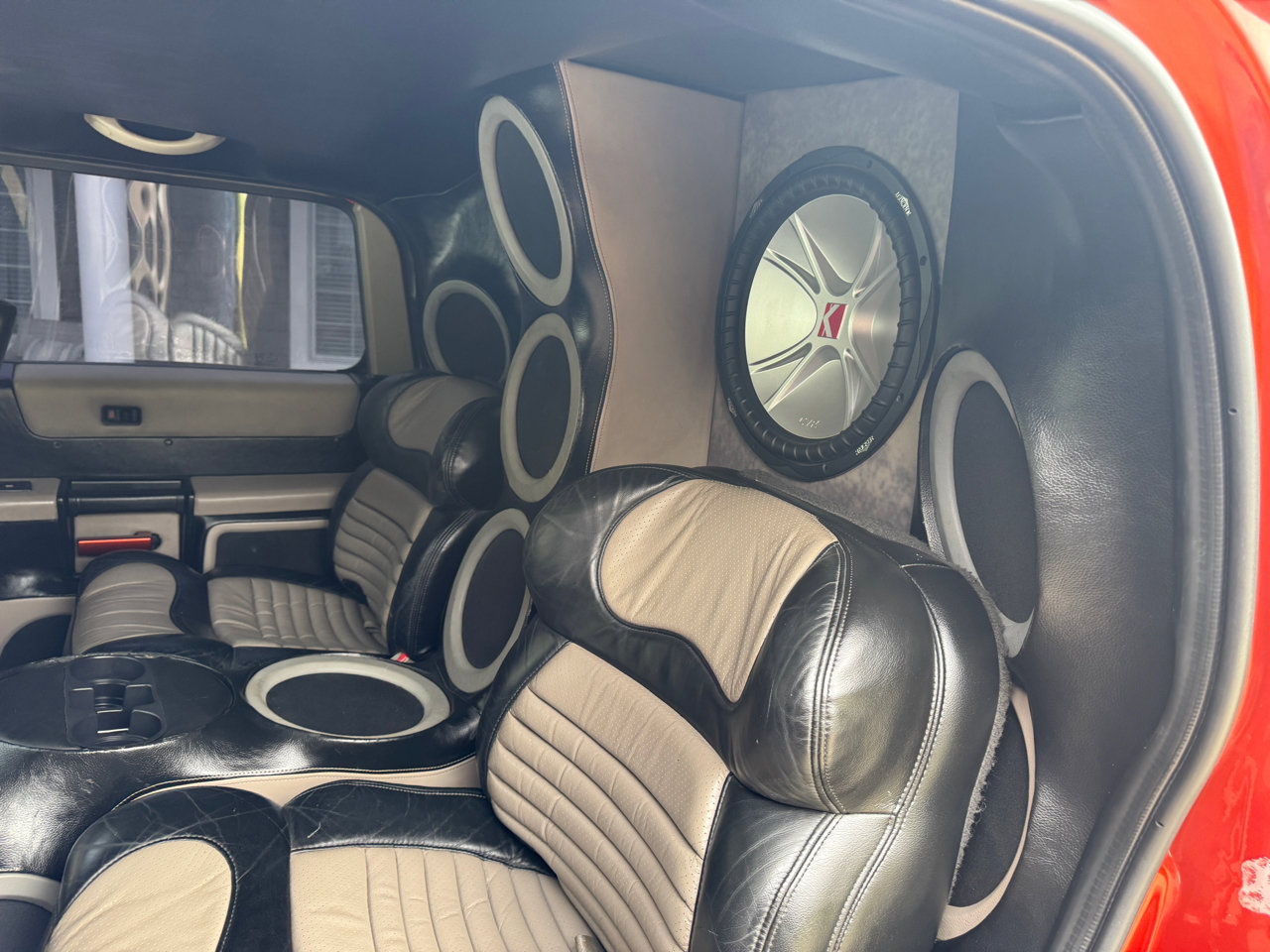 Used 2003 HUMMER H2 w/ Preferred Equipment Group image 15