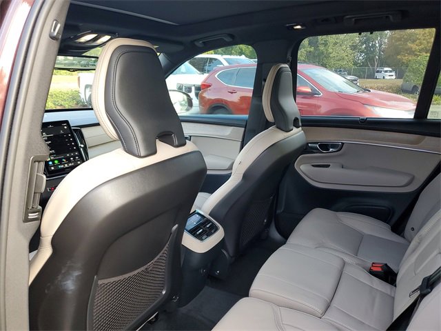 Used 2025 Volvo XC90 B6 Ultra w/ Protection Package Premier image 9