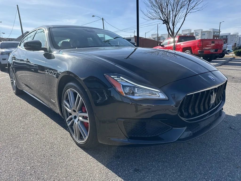 Used 2018 Maserati Quattroporte S GranSport Q4 AWD/4WD image 5