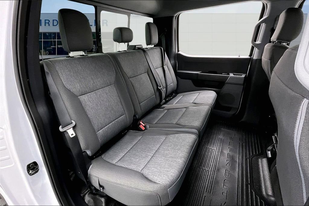 New 2026 Ford F250 XL w/ XL Chrome Package image 9