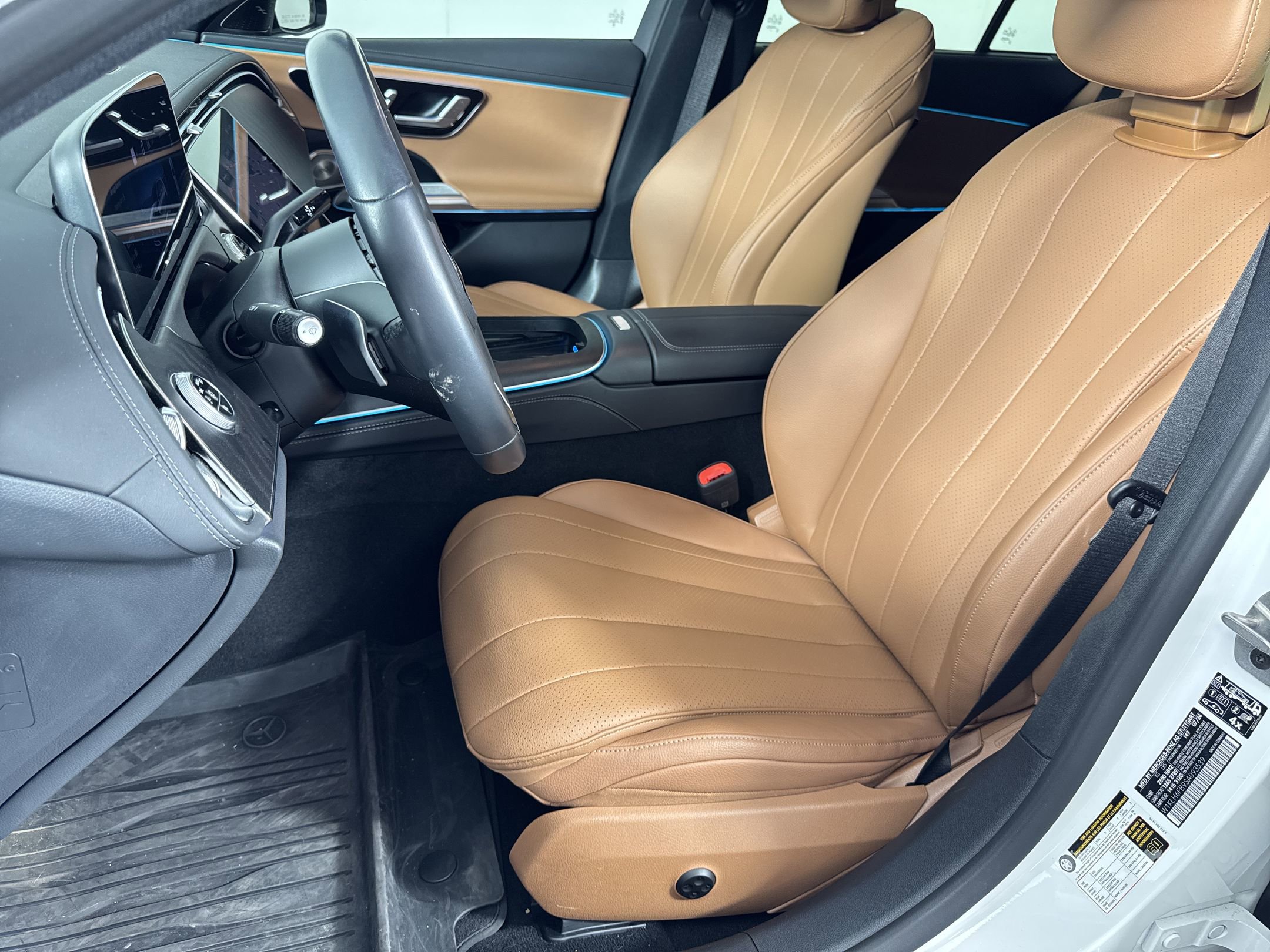 Used 2025 Mercedes-Benz E 450 4MATIC All-Terrain Wagon image 5