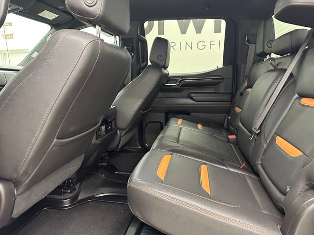 Used 2023 GMC Sierra 1500 AT4 image 21