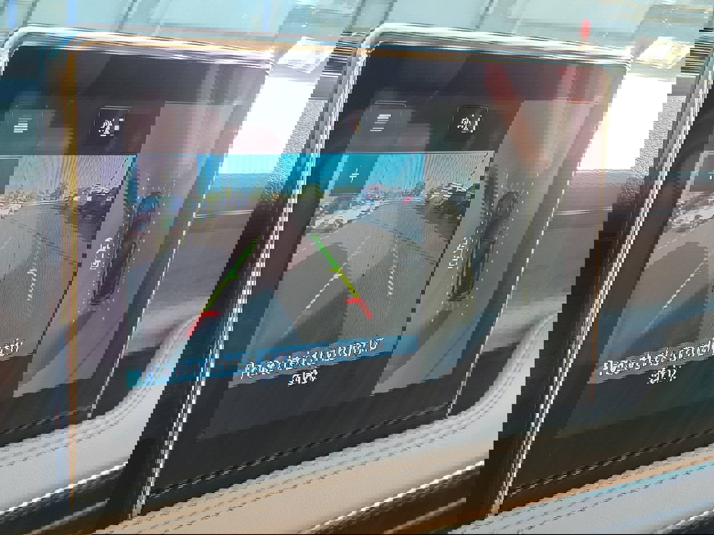 Used 2022 Lincoln Corsair Reserve w/ Equipment Group 201A image 28