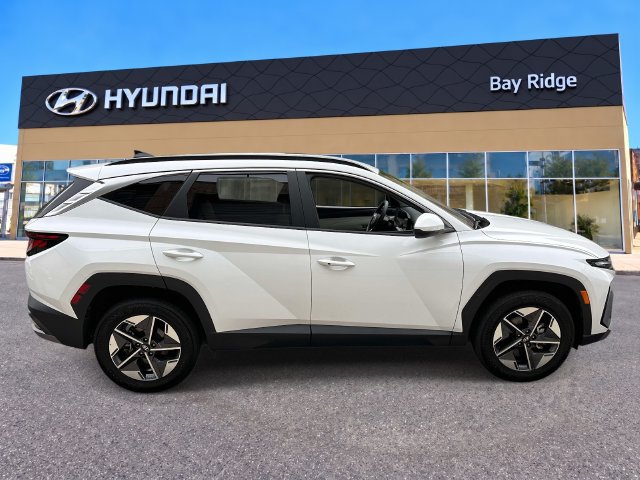 Used 2026 Hyundai Tucson SEL AWD/4WD image 2