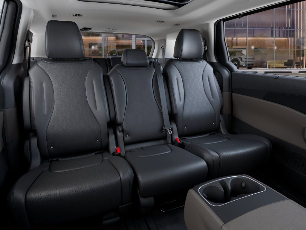 New 2026 Kia Carnival SX image 16