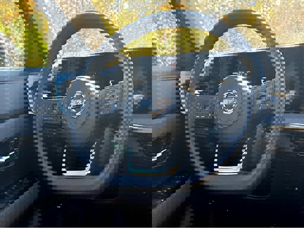 New 2026 Nissan Kicks SV w/ SV Premium Package image 16