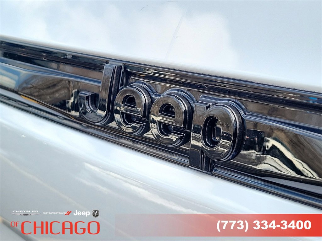 New 2026 Jeep Grand Cherokee Altitude image 6