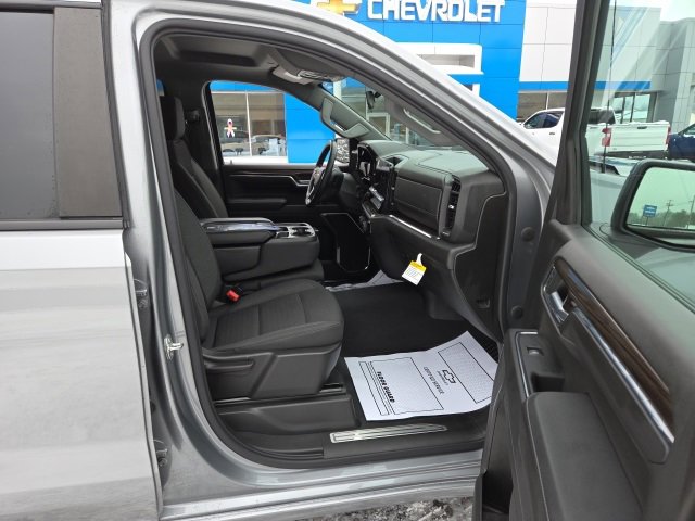 Used 2023 Chevrolet Silverado 1500 LT image 46