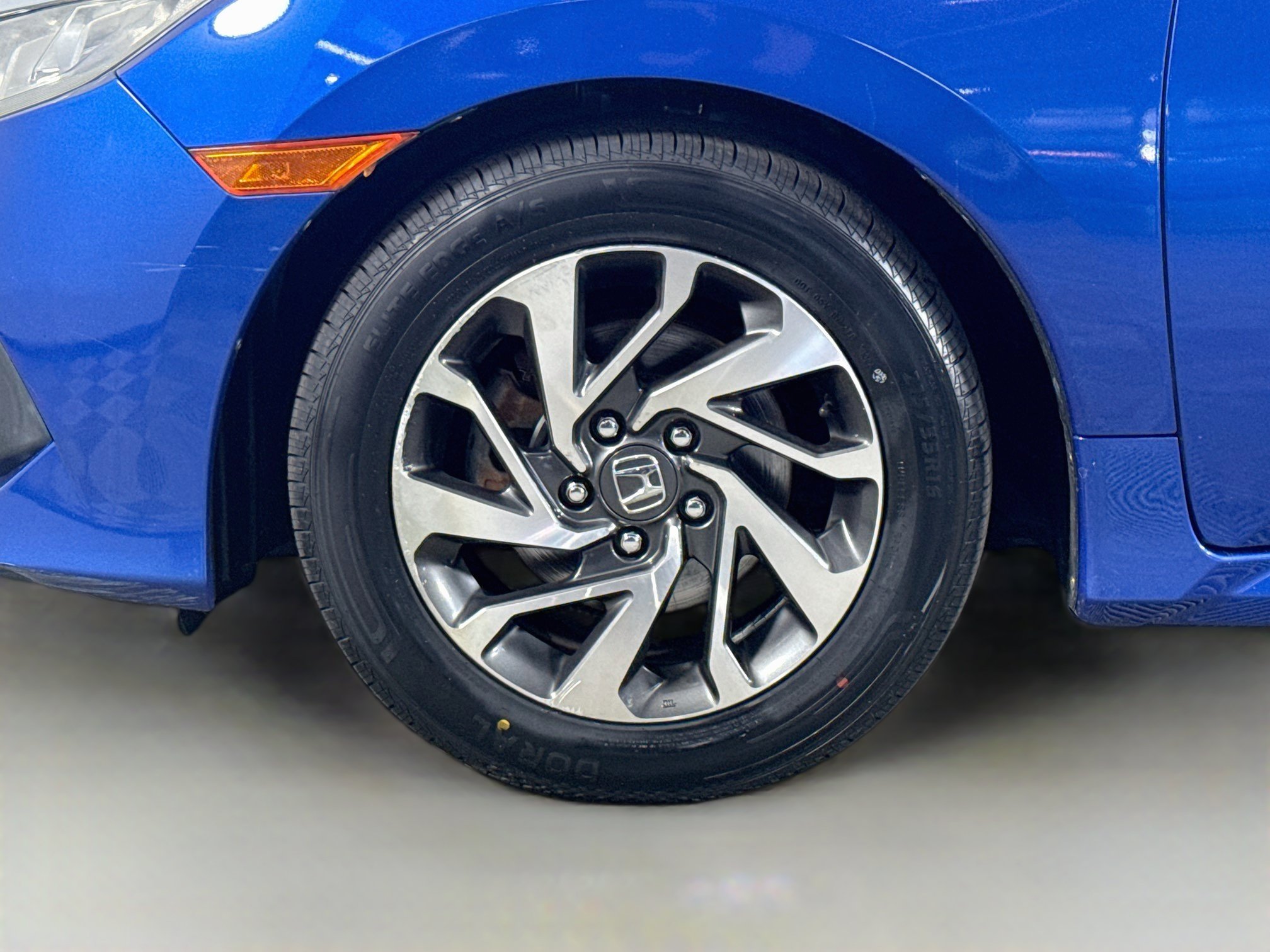 Used 2018 Honda Civic EX image 38