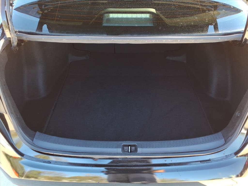 Used 2023 Toyota Corolla LE image 14