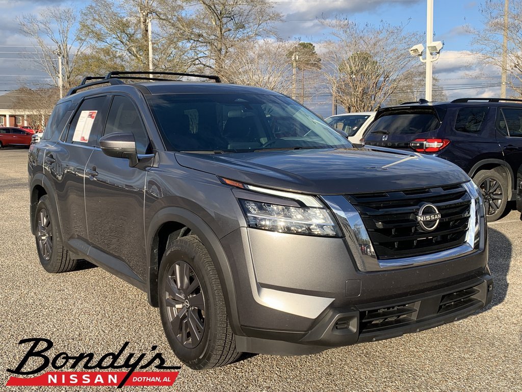 Used 2022 Nissan Pathfinder SV