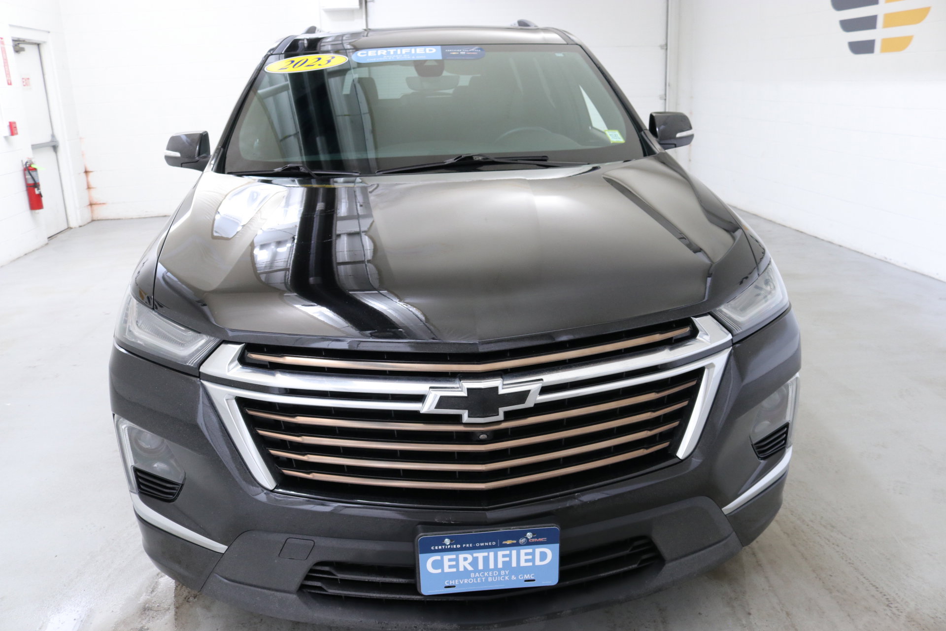 Certified 2023 Chevrolet Traverse High Country image 2