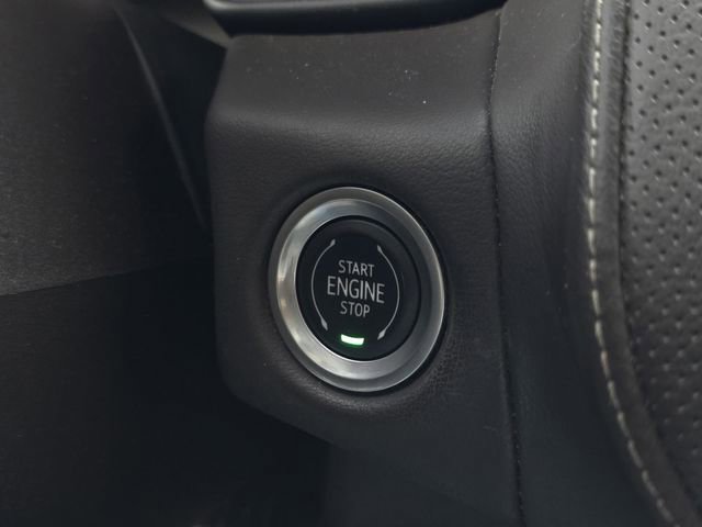 Used 2021 GMC Yukon SLT w/ SLT Premium Package image 21