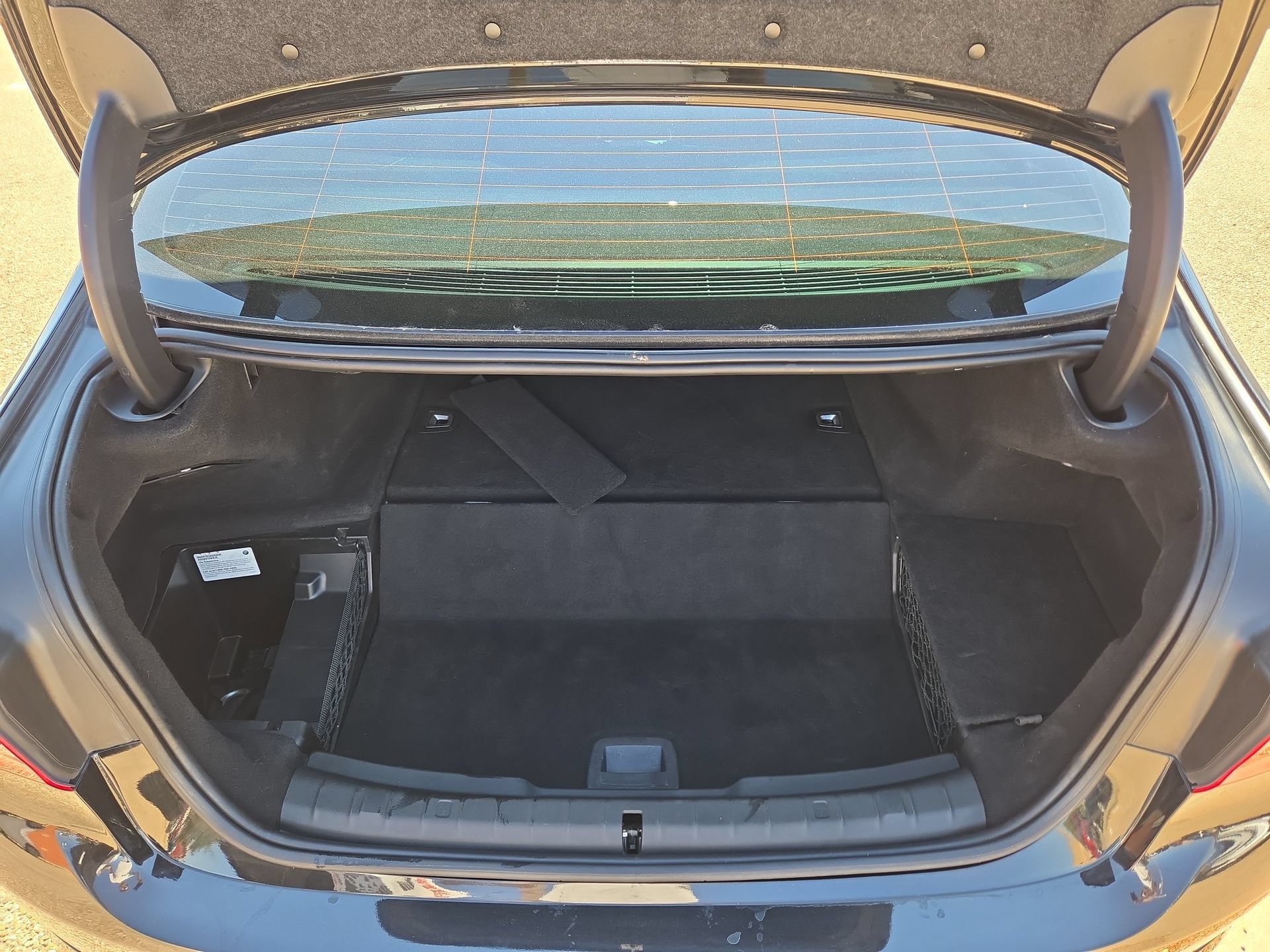 Used 2018 BMW 530e RWD image 12