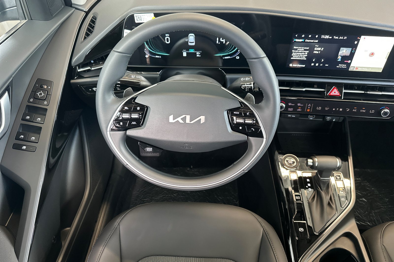 New 2026 Kia Niro EX FWD image 14