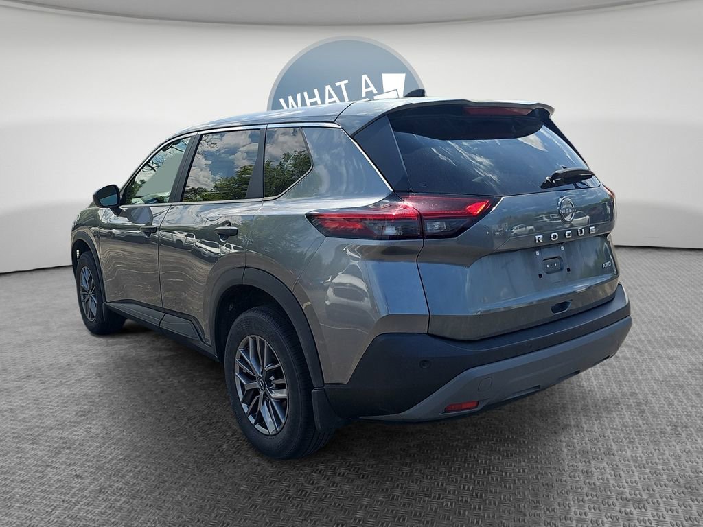 Used 2023 Nissan Rogue S AWD/4WD image 6