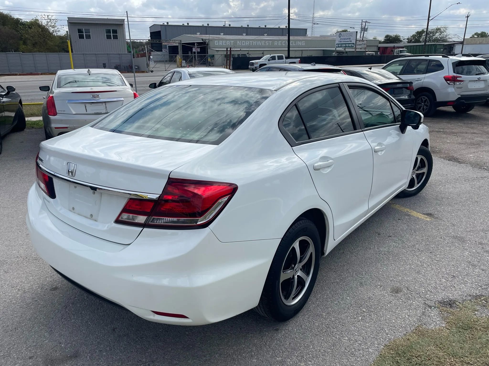 Used 2015 Honda Civic SE image 3