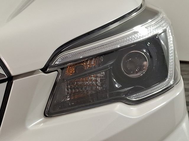 Used 2021 Subaru Forester Limited image 12