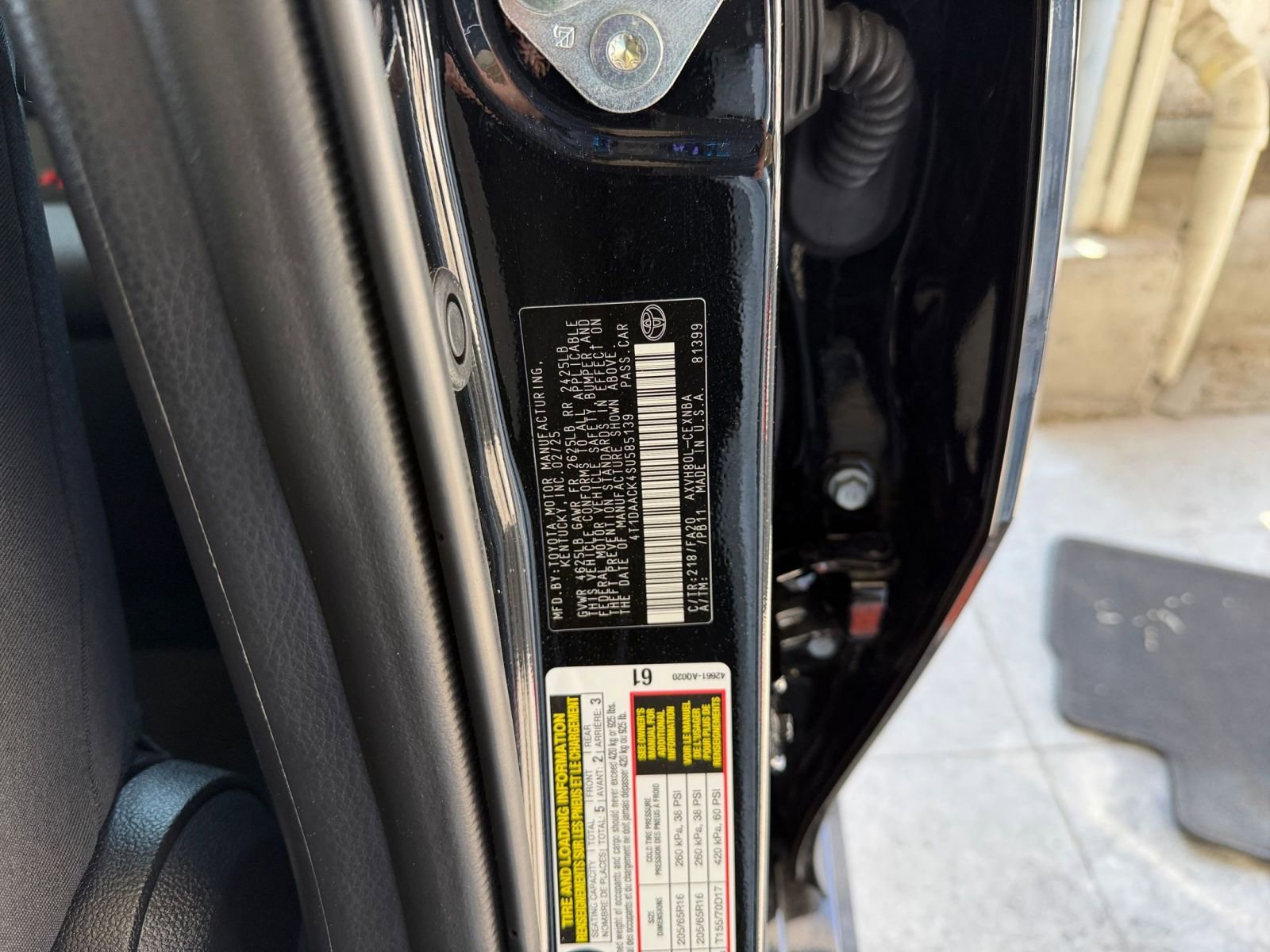 Used 2025 Toyota Camry LE image 28