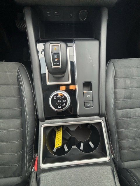 Used 2022 Mitsubishi Outlander SE image 24