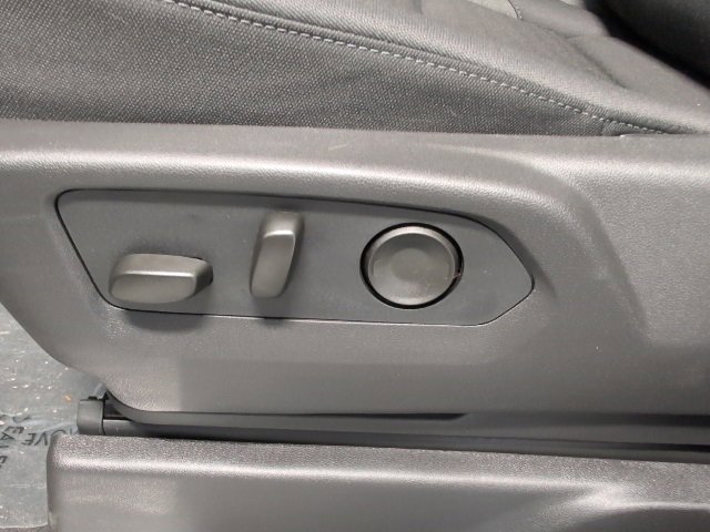 New 2026 Chevrolet Silverado 1500 LT image 16