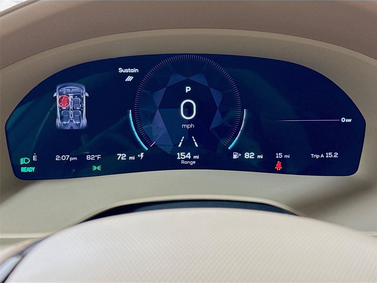New 2025 Karma Revero Luxury RWD image 4