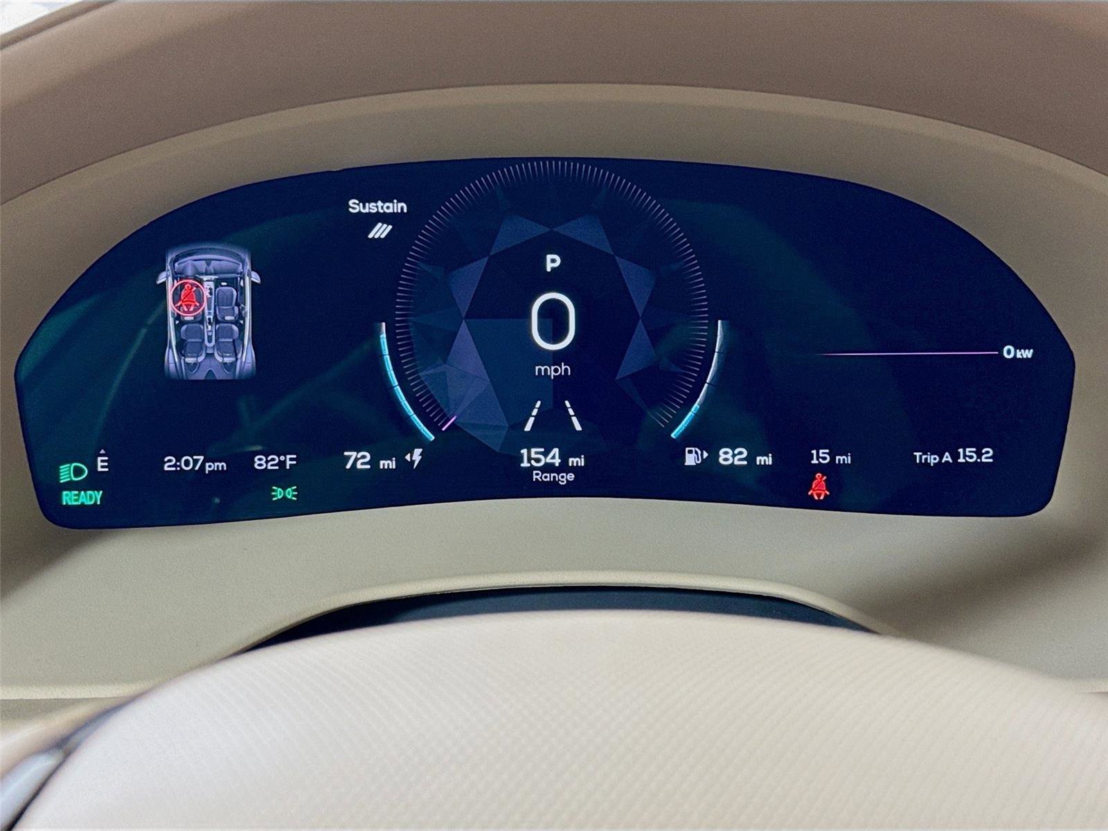 New 2025 Karma Revero Luxury RWD image 4