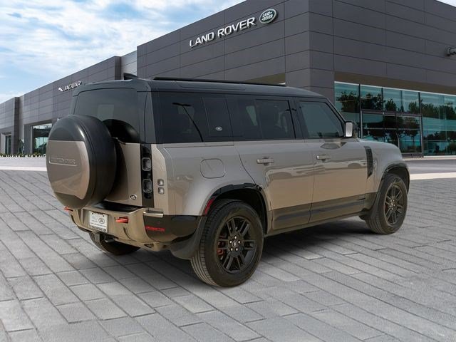 Certified 2023 Land Rover Defender 110 X AWD/4WD image 5