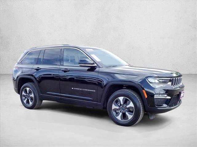 Used 2022 Jeep Grand Cherokee Limited 4xe w/ Luxury Tech Group II AWD/4WD image 6