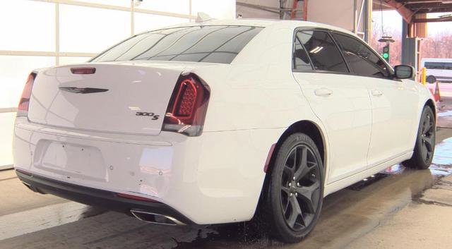 Used 2022 Chrysler 300 S image 4