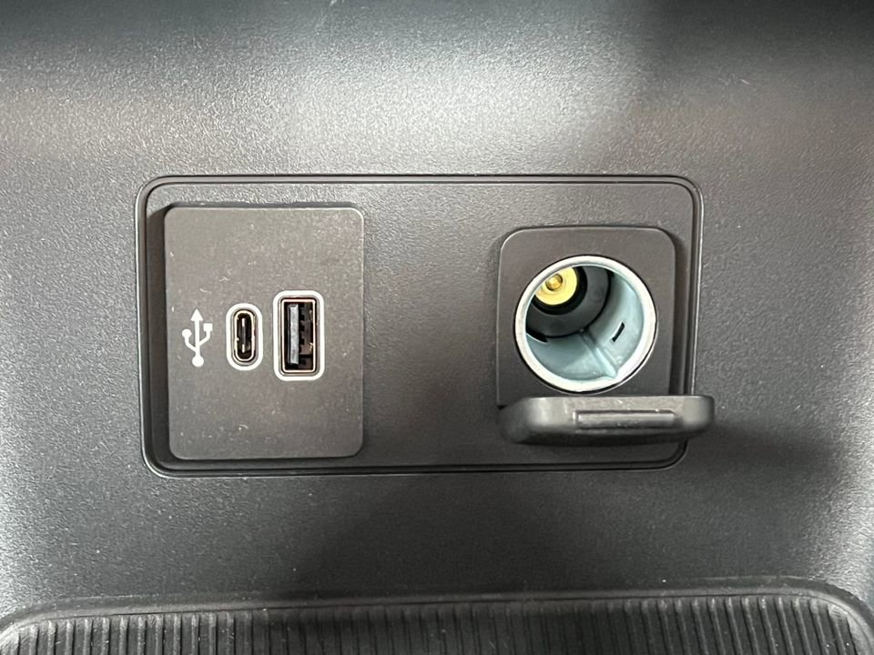 Used 2026 Ford Explorer Active w/ Active Comfort Package image 27